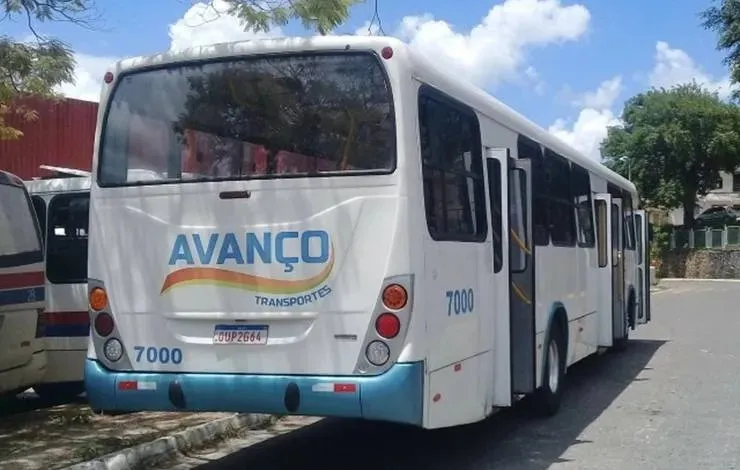 Rodoviários anunciam greve e transporte pode parar em sete cidades da RMS
