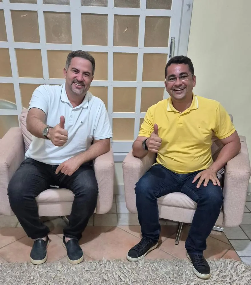 Pesquisa aponta 83% de aprovação à gestão do prefeito Eriksson Silva em Ribeira do Pombal