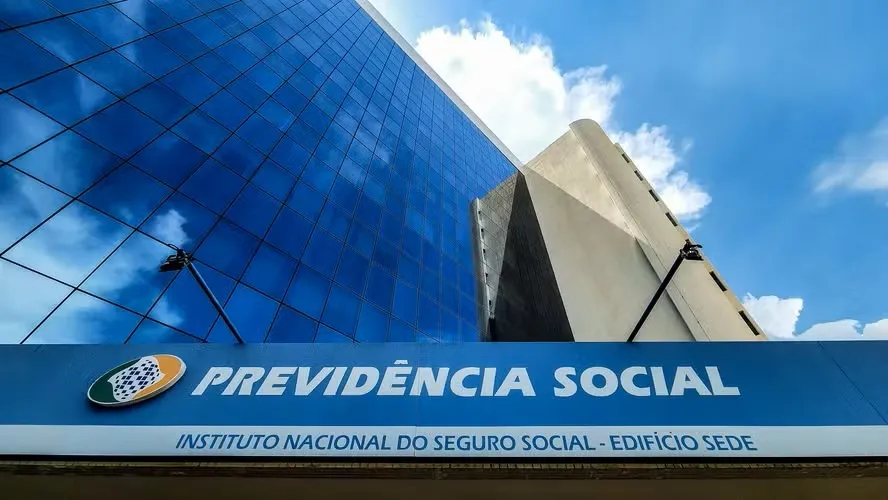 Quatro milhões de beneficiários do INSS precisam fazer prova de vida para evitar bloqueio