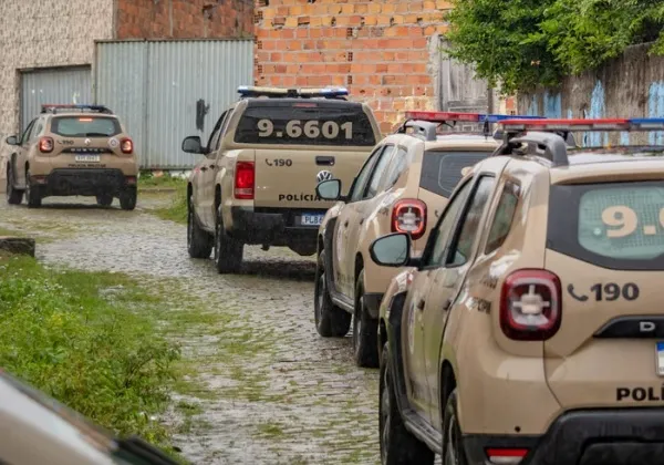 Ação policial deixa feridos e presos após sequestro de nutricionista em Salvador