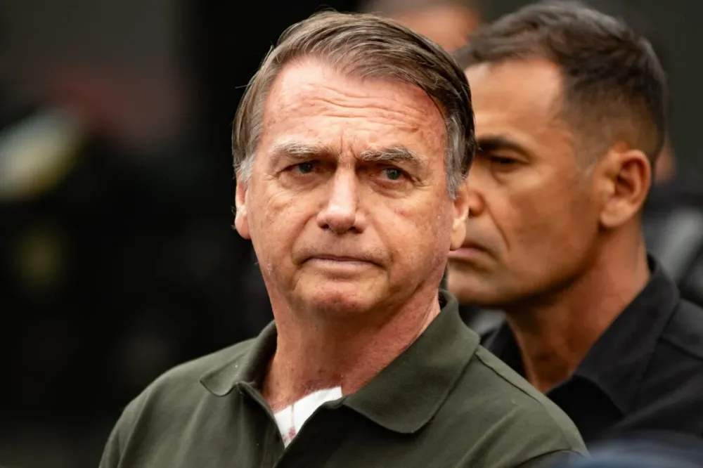 STF mantém condenação de Jair Bolsonaro a 27 anos e 3 meses de prisão