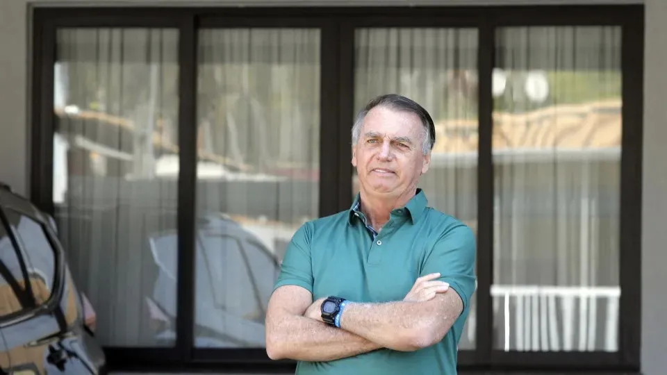 Médico diz que Bolsonaro teve apenas traumatismo craniano leve