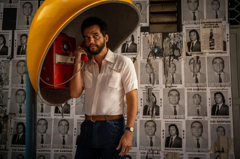 'O Agente Secreto' é 1º filme brasileiro a ganhar 2 prêmios no Globo de Ouro