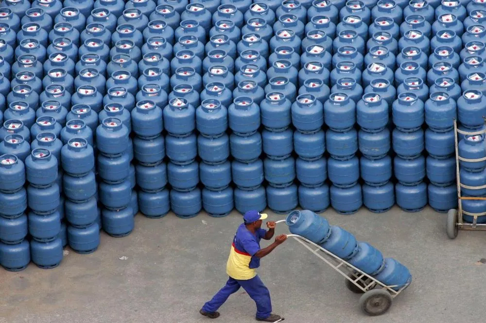 Petrobras reduz preço do gás natural para distribuidoras em 7,8% a partir de fevereiro