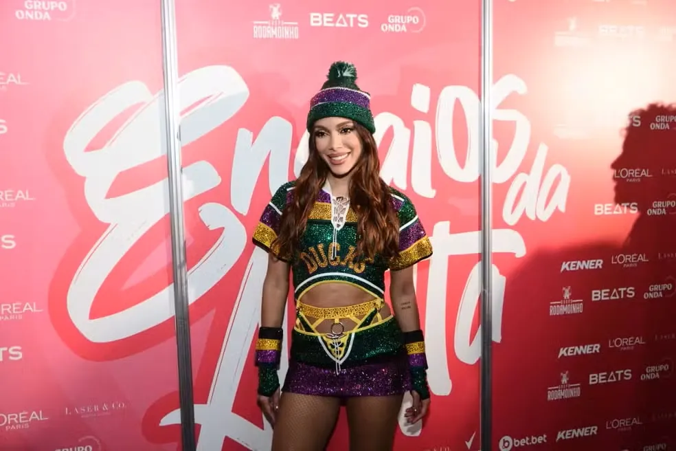 Anitta não fará ensaio de verão em Salvador, mas confirma bloco de Carnaval