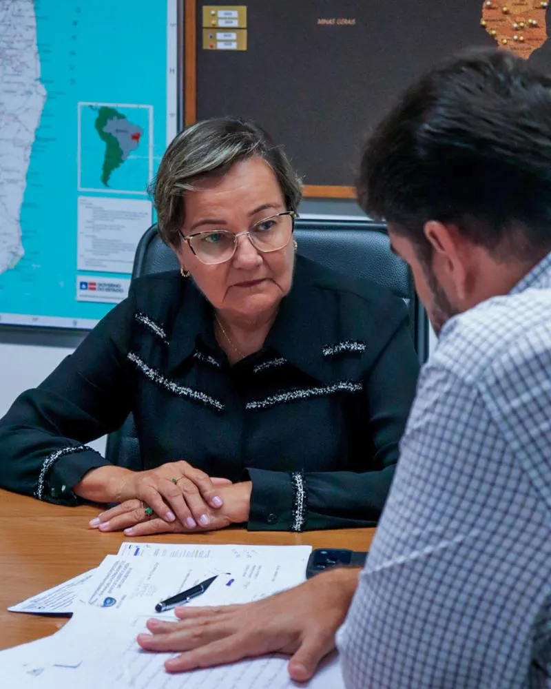 Prefeita de Jacobina discute parcerias com Governo do Estado 