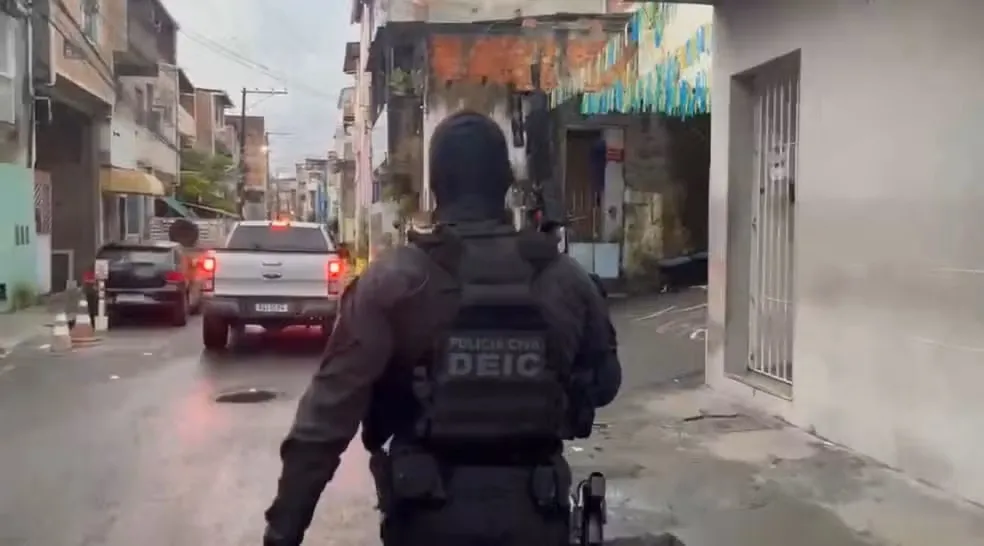 Operação prende 17 suspeitos de roubos a farmácias, tráfico e lavagem de dinheiro na BA, RJ e SP