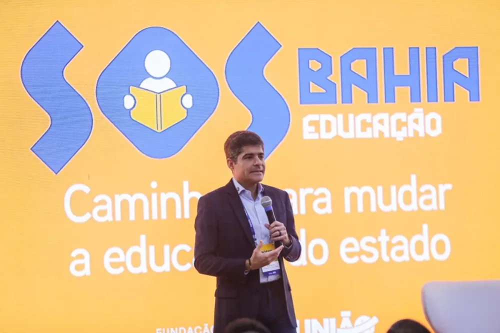 Evento reúne especialistas para discutir melhorias no ensino da Bahia